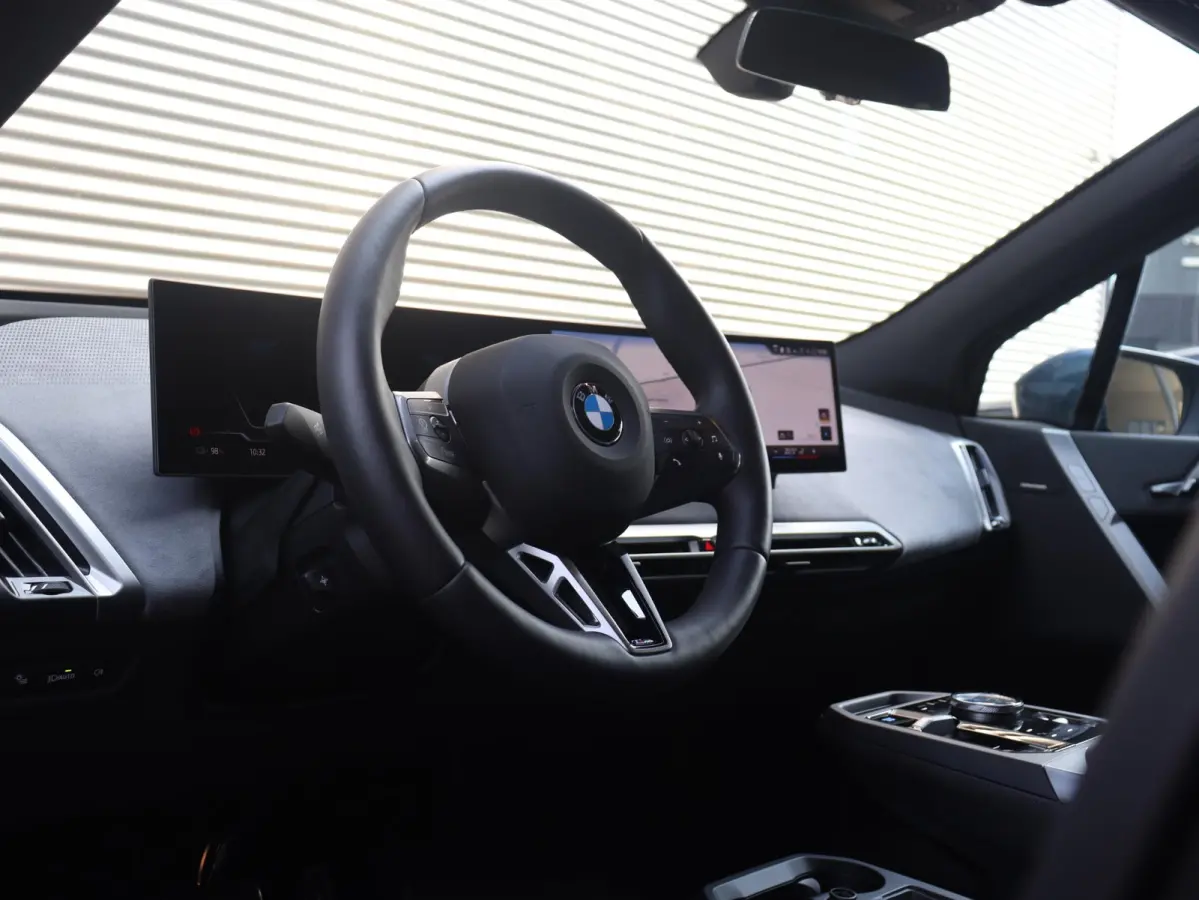 xDrive45 | M Sportpakket | Innovation Pack | Driving Assistant Prof. | Luchtvering | Trekhaak | Head-Up | Panodak Skylounge | Active Steering | Harman Kardon | SOH 97% | 23'' LMV