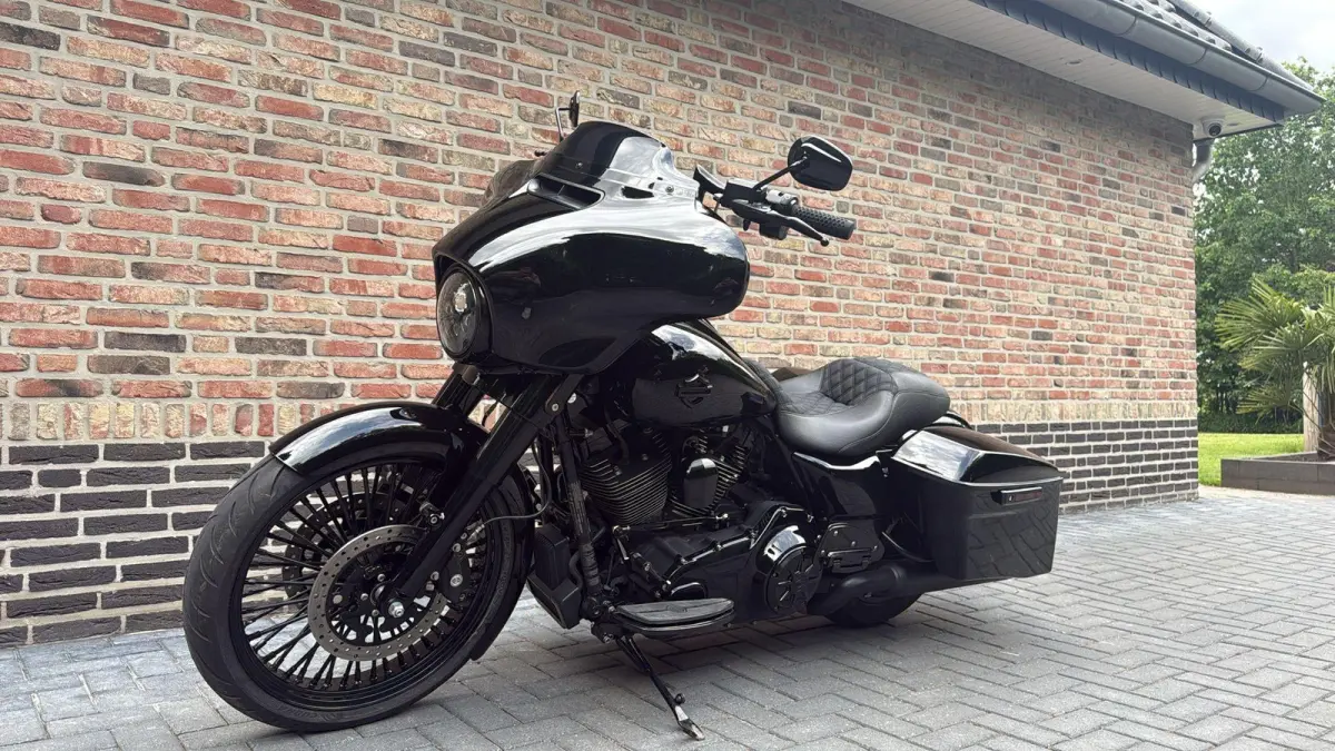 Bagger 21'' CVO Black Out Streetglide