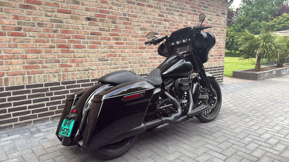 Bagger 21'' CVO Black Out Streetglide