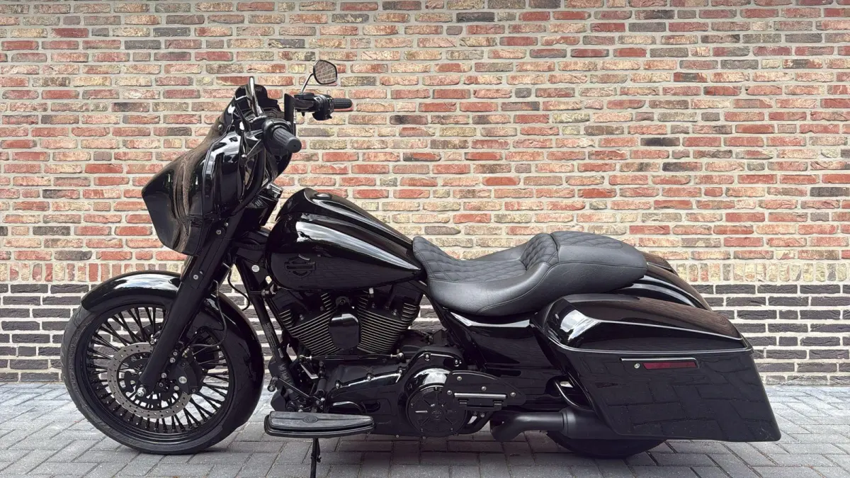 Bagger 21'' CVO Black Out Streetglide