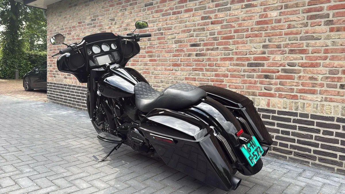 Bagger 21'' CVO Black Out Streetglide