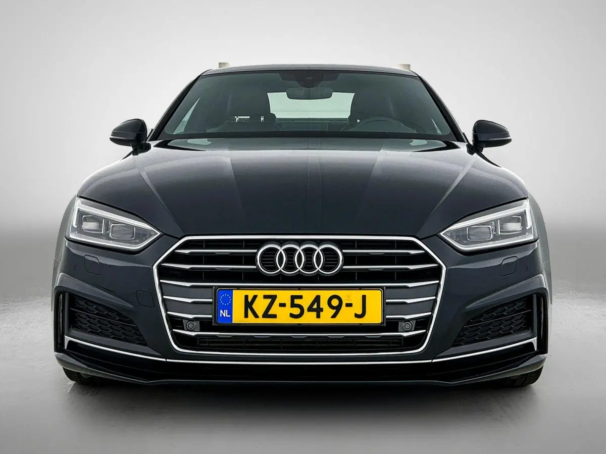 2.0 TFSI ultra Launch Edition | Automaat | S-Line | Matrix LED | Achteruitrij camera | Trekhaak | Sportstoelen | Climate Control | Cruise Control | Navigatie |