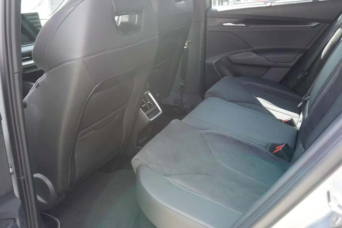 85 286pk Sportline | Business Upgrade Advanced