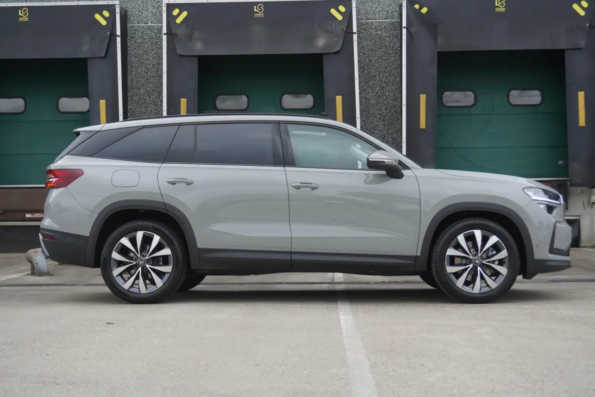 1.5 TSI 204pk PHEV Business Edition Plus | 19" Velgen | Parkeer Pakket