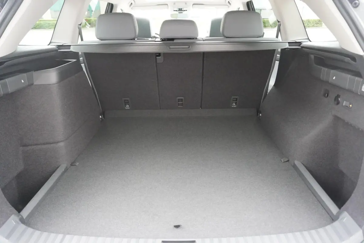 1.5 TSI 204pk PHEV Business Edition Plus | 19" Velgen | Parkeer Pakket