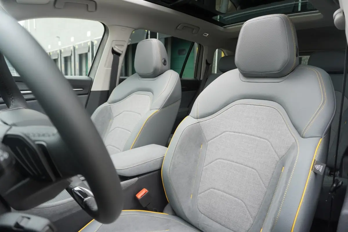 1.5 TSI 204pk PHEV Business Edition Plus | 19" Velgen | Parkeer Pakket