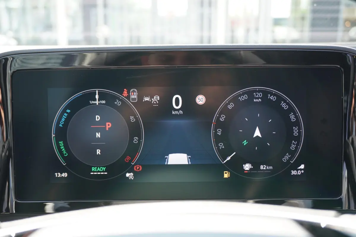 1.5 TSI 204pk PHEV Business Edition Plus | Panoramadak | 19" Velgen