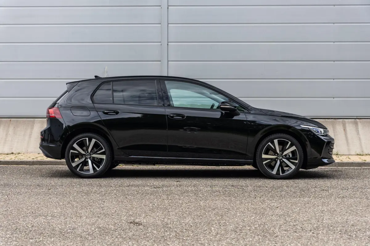 1.5 TSI 116pk Life Edition | Trekhaak Wegklapbaar | 18" Velgen