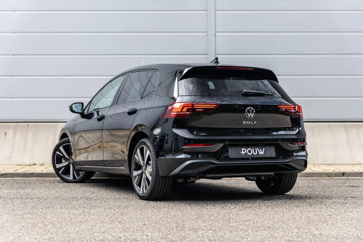 1.5 TSI 116pk Life Edition | Trekhaak Wegklapbaar | 18" Velgen