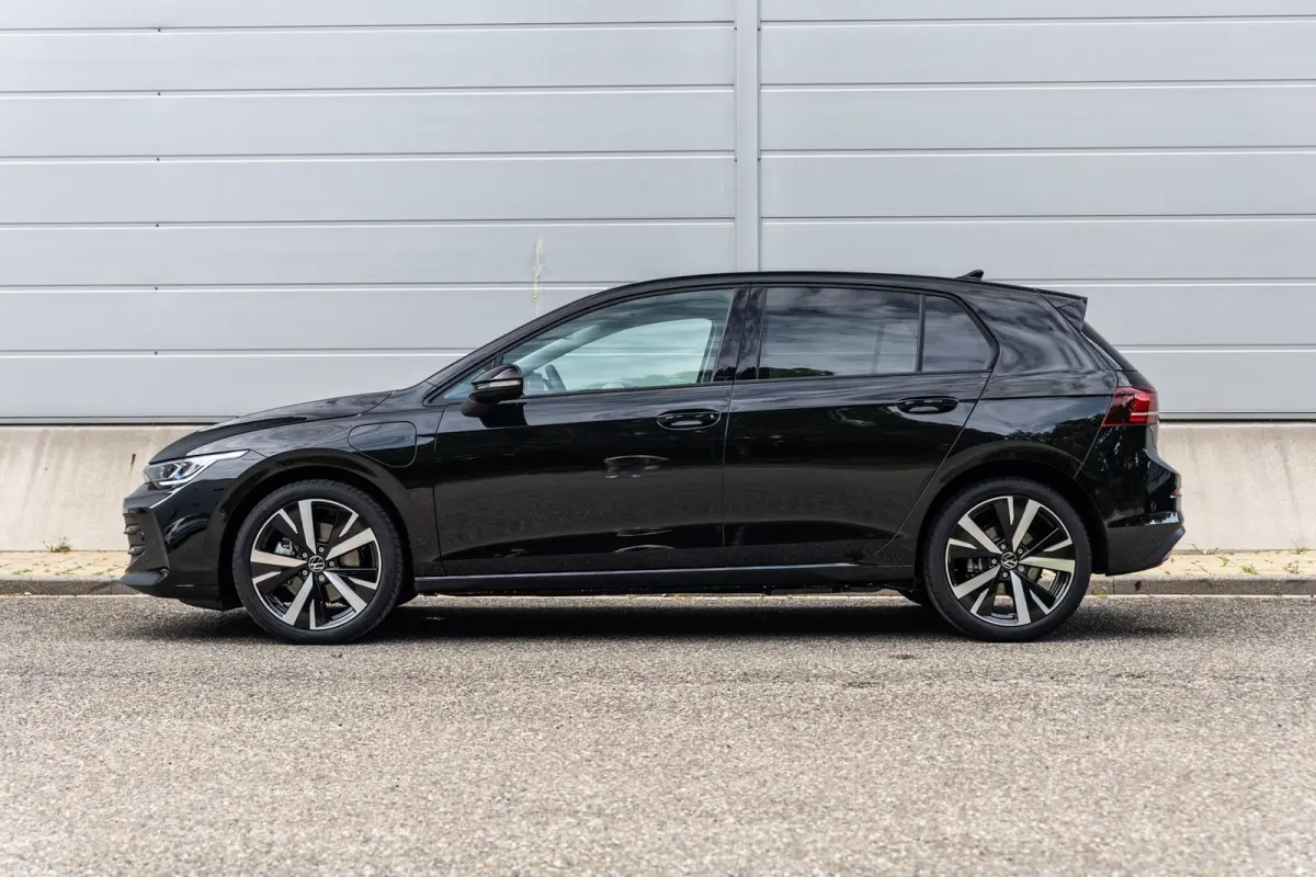 1.5 TSI 116pk Life Edition | Trekhaak Wegklapbaar | 18" Velgen