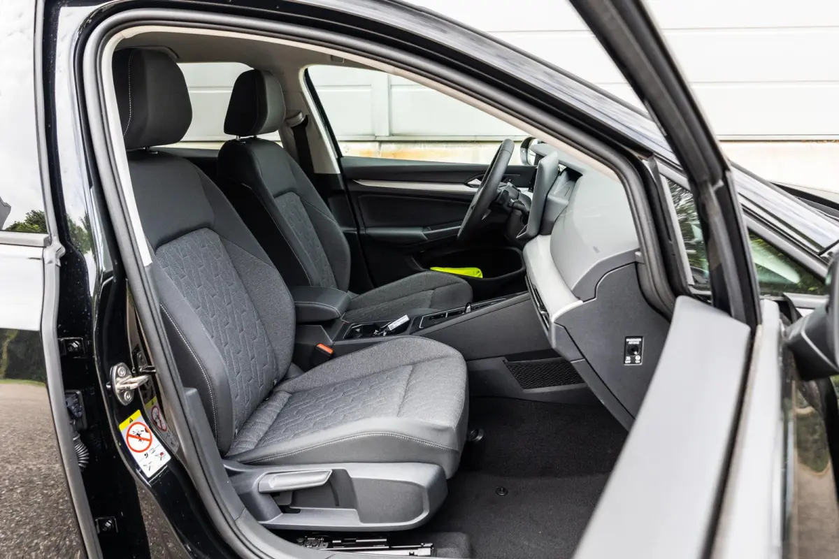 1.5 TSI 116pk Life Edition | Trekhaak Wegklapbaar | 18" Velgen