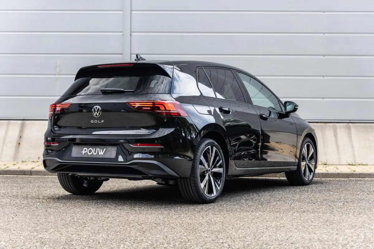 1.5 TSI 116pk Life Edition | Trekhaak Wegklapbaar | 18" Velgen