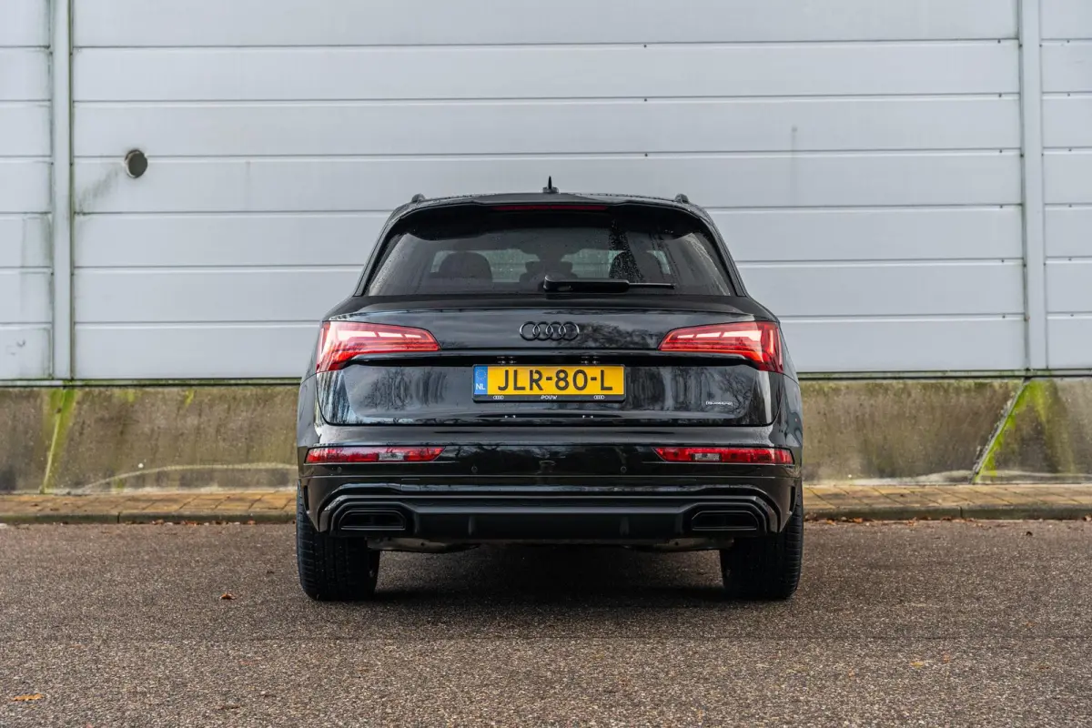 55 TFSIe 367pk PHEV Quattro Competition | SoH 100% | Luchtvering | Panoramadak | Tour & City Pakket | Achteruitrijcamera | Matrix LED
