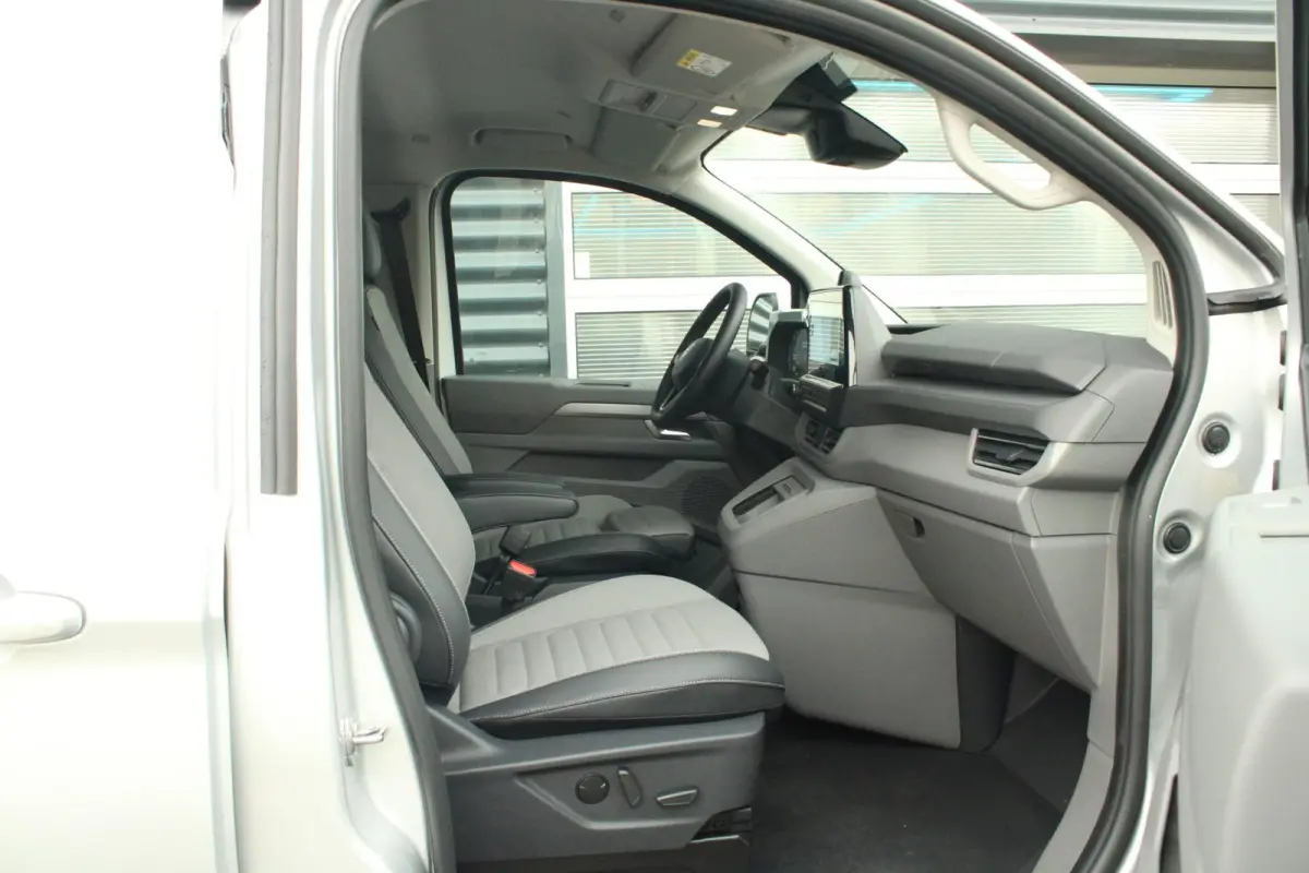 2.5 eHybrid 233pk AUT L2H1 30 Bulli | LMV 19'' | Trekhaak Elek. Uitklapbaar