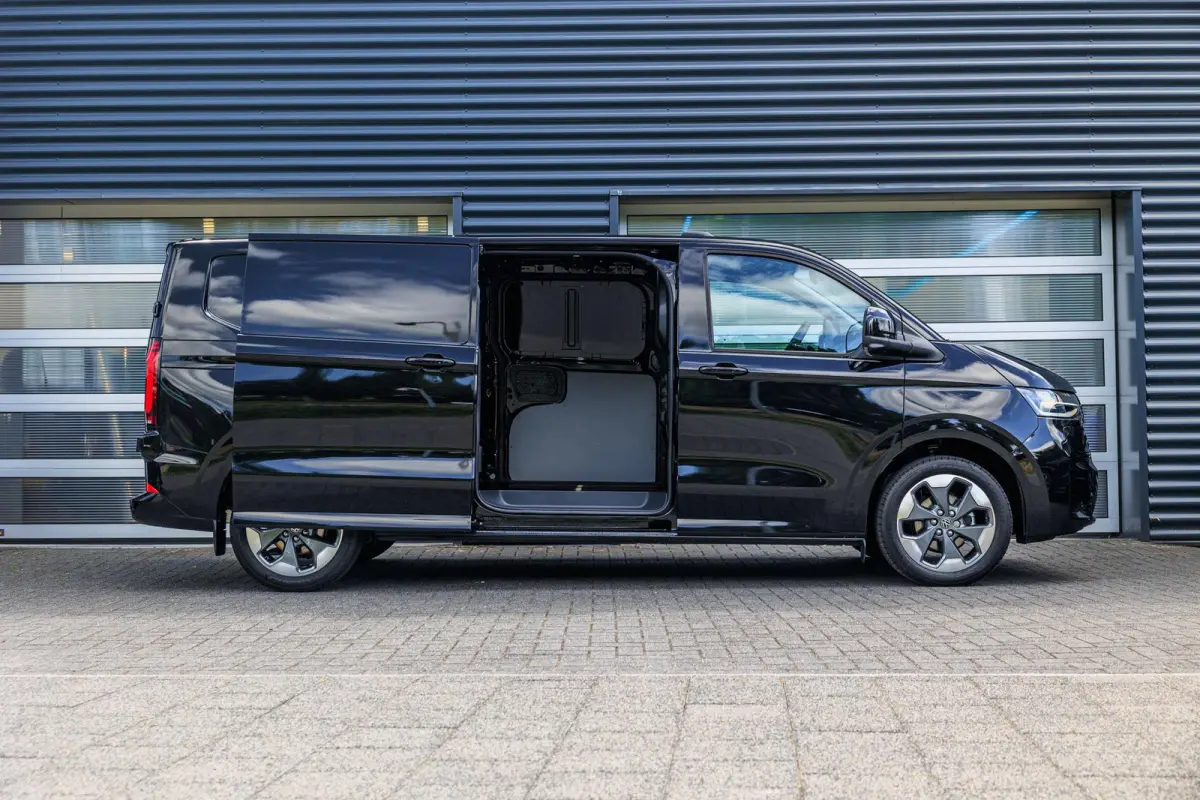 2.5 eHybrid 233pk AUT L2H1 32 Bulli | LMV 19'' | Trekhaak Elek. Uitklapbaar