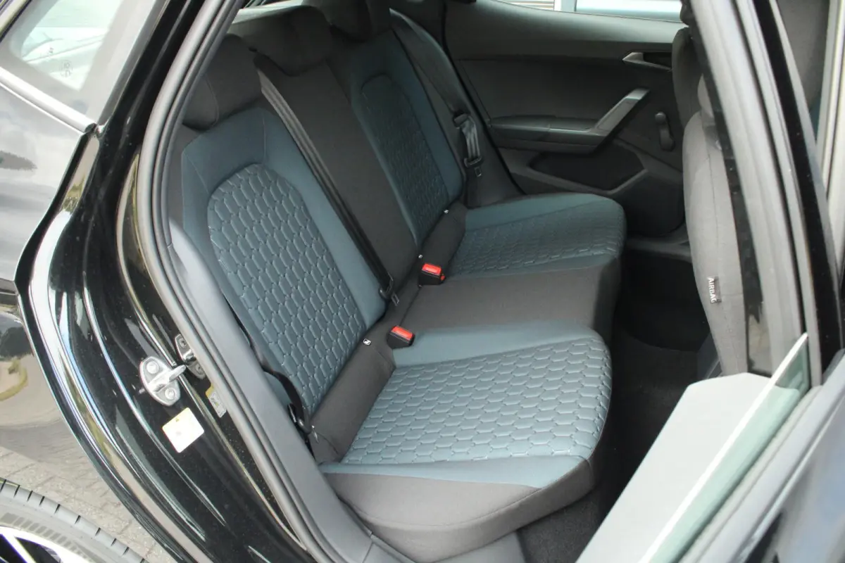 1.0 EcoTSI 95pk Style | Airco | Parkeersensoren