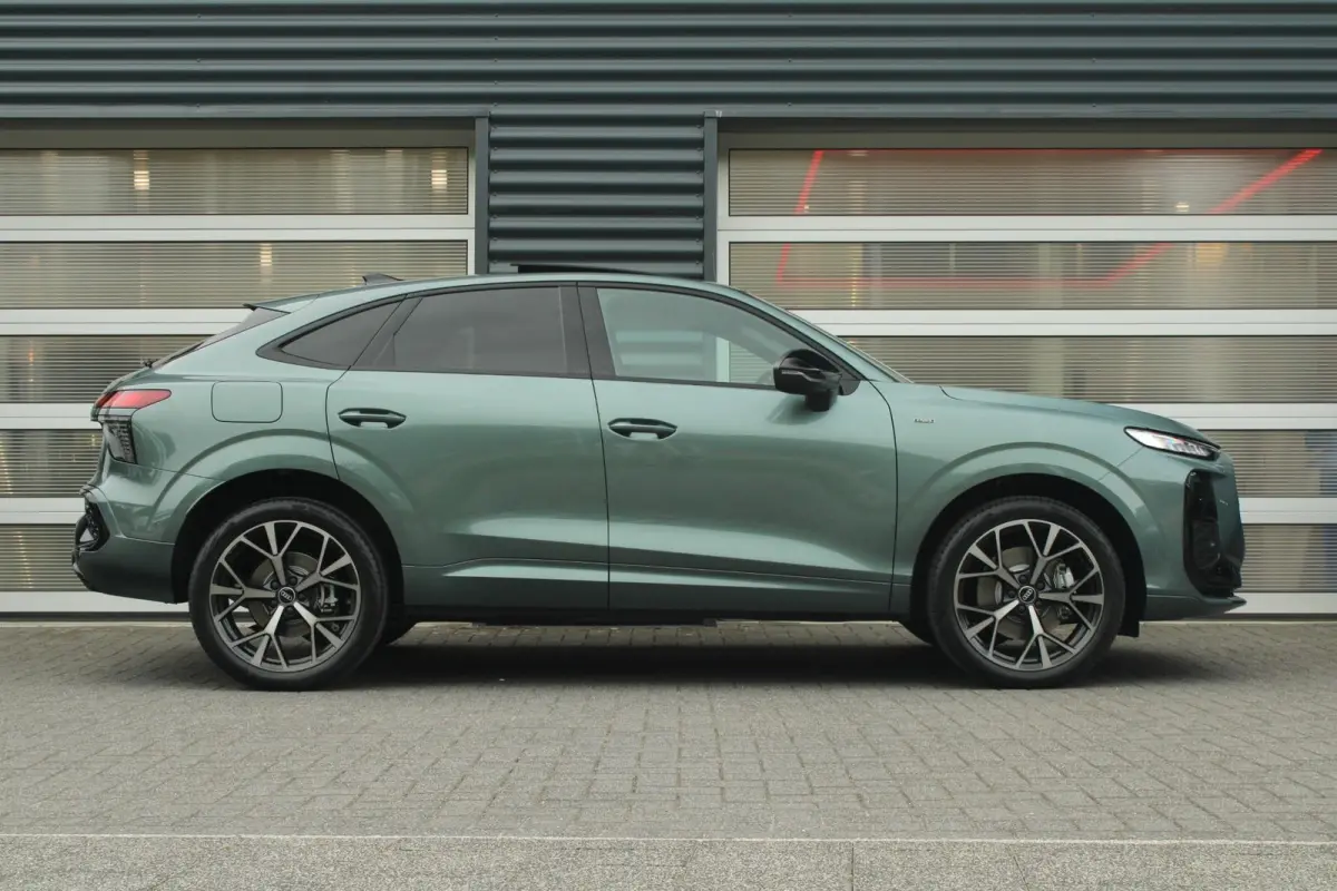 1.5 272pk e-hybrid S edition | Trekhaak Pakket | Panoramadak