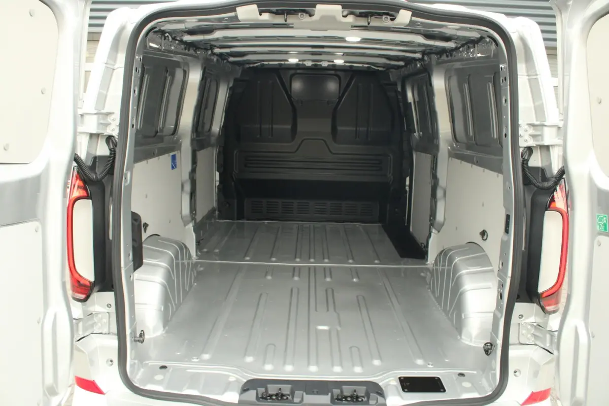 2.5 eHybrid 233pk AUT L2H1 30 Bulli | LMV 19'' | Trekhaak Elek. Uitklapbaar