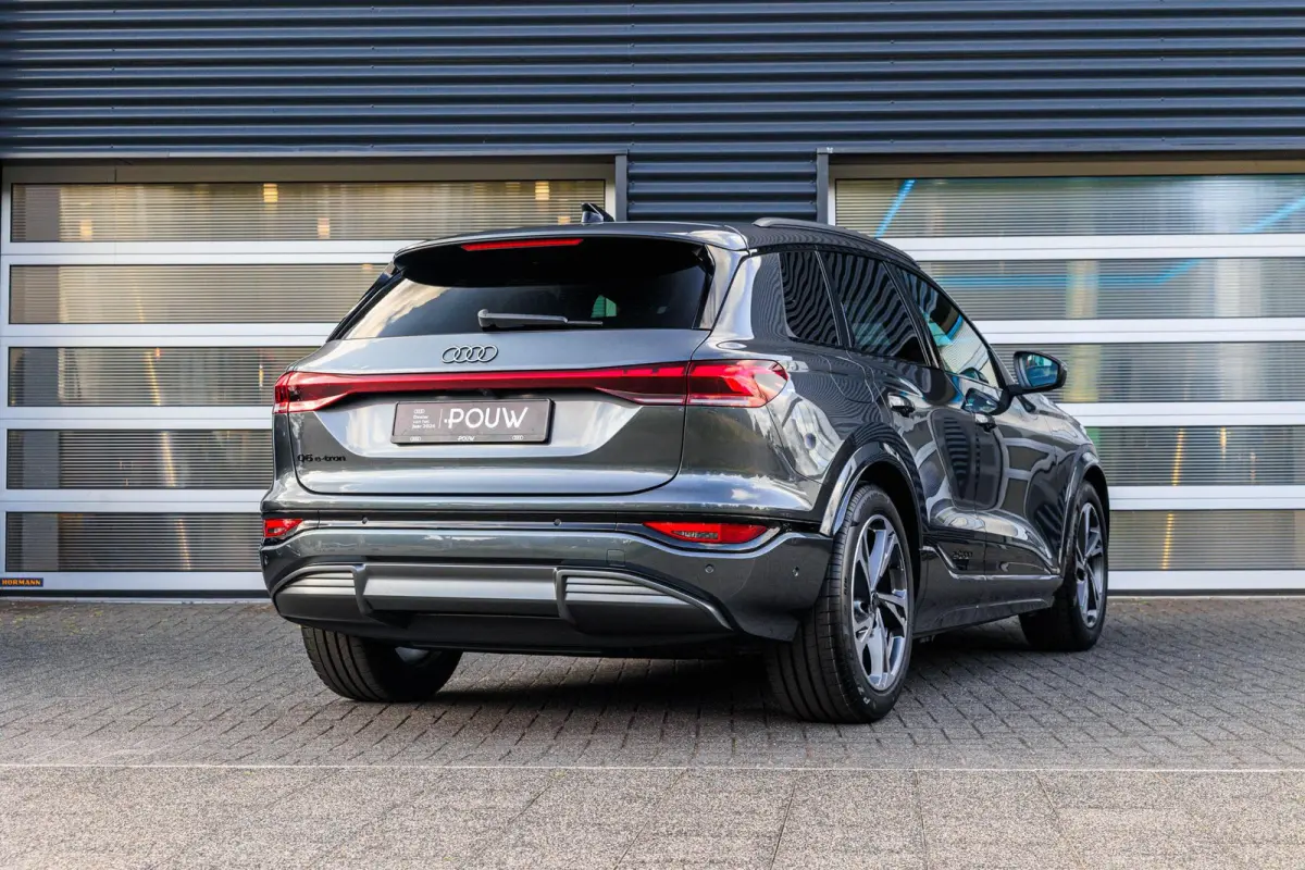 306pk S Edition Performance 100 kWh | Panoramadak | Winter Pakket