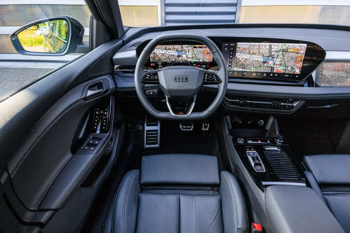 306pk S Edition Performance 100 kWh | Panoramadak | Winter Pakket