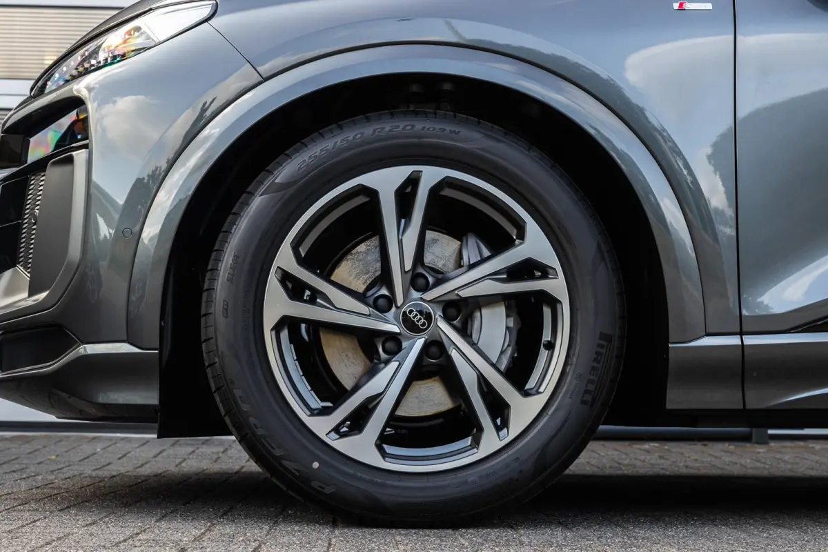 306pk S Edition Performance 100 kWh | Panoramadak | Winter Pakket