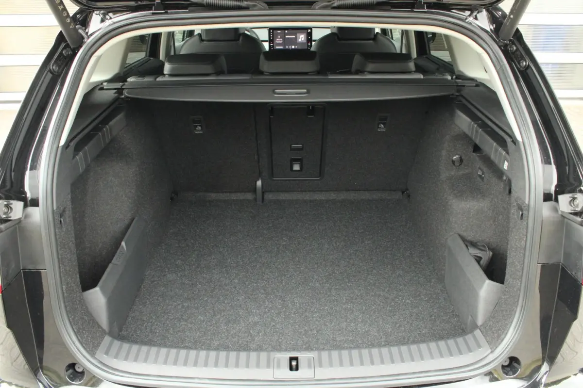 85 286pk Business Edition | Trekhaak Wegklapbaar | 20" Velgen