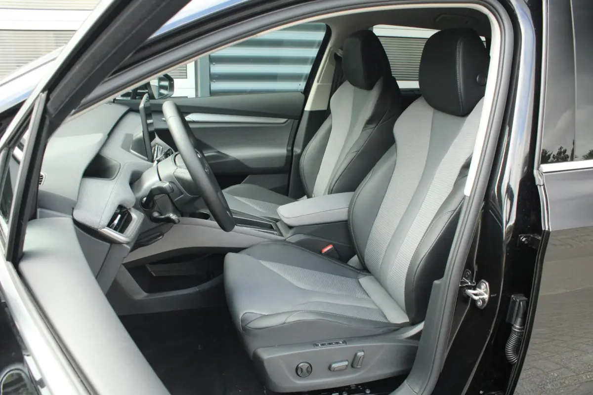 85 286pk Business Edition | Trekhaak Wegklapbaar | 20" Velgen