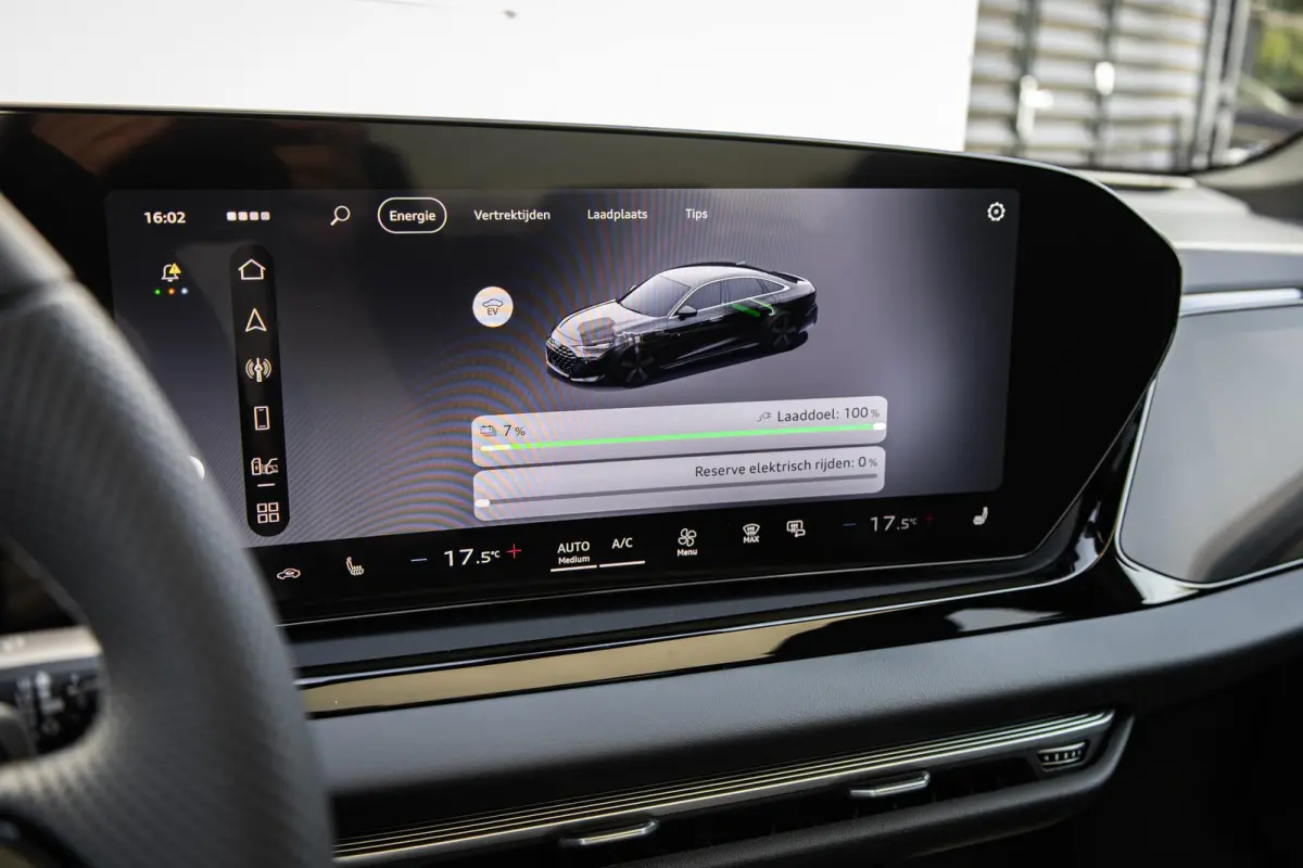 2.0 e-hybrid 299pk quattro S Edition | B&O Sound System | Velgen 20'' | Trekhaak Mech. Draaibaar