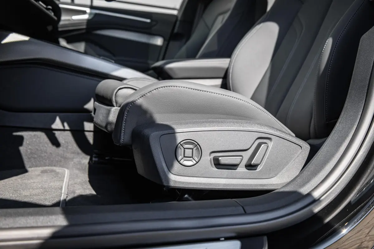 2.0 e-hybrid 299pk quattro S Edition | B&O Sound System | Velgen 20'' | Trekhaak Mech. Draaibaar