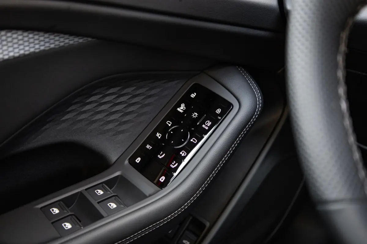 2.0 e-hybrid 299pk quattro S Edition | B&O Sound System | Velgen 20'' | Trekhaak Mech. Draaibaar