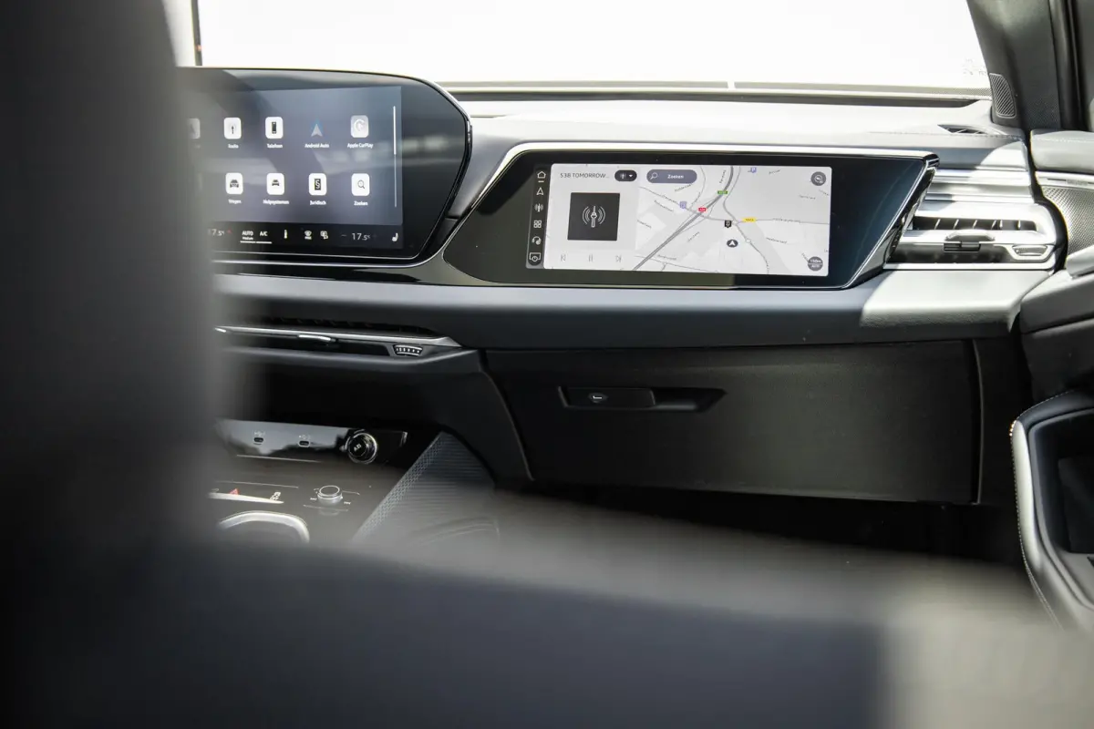 2.0 e-hybrid 299pk quattro S Edition | B&O Sound System | Velgen 20'' | Trekhaak Mech. Draaibaar