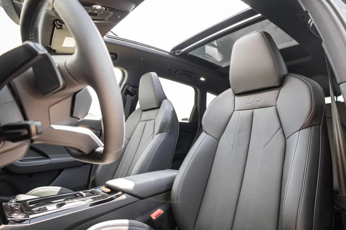 306pk S Edition Performance 100 kWh | Tech Pro | Panoramadak