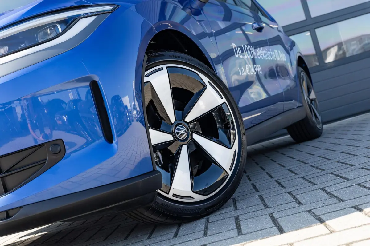 211pk Style First Edition 52 kWh | 19" Velgen | Panoramadak