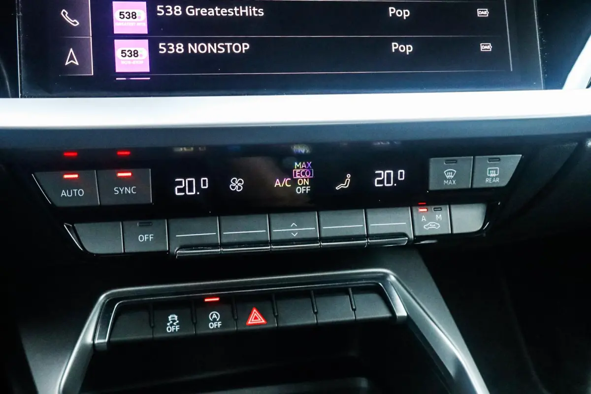 30 TFSI 110pk S-tronic Advanced Edition | Sportstoelen | Full LED | Cruise Control | Smartphone Interface | Achteruitrijcamera