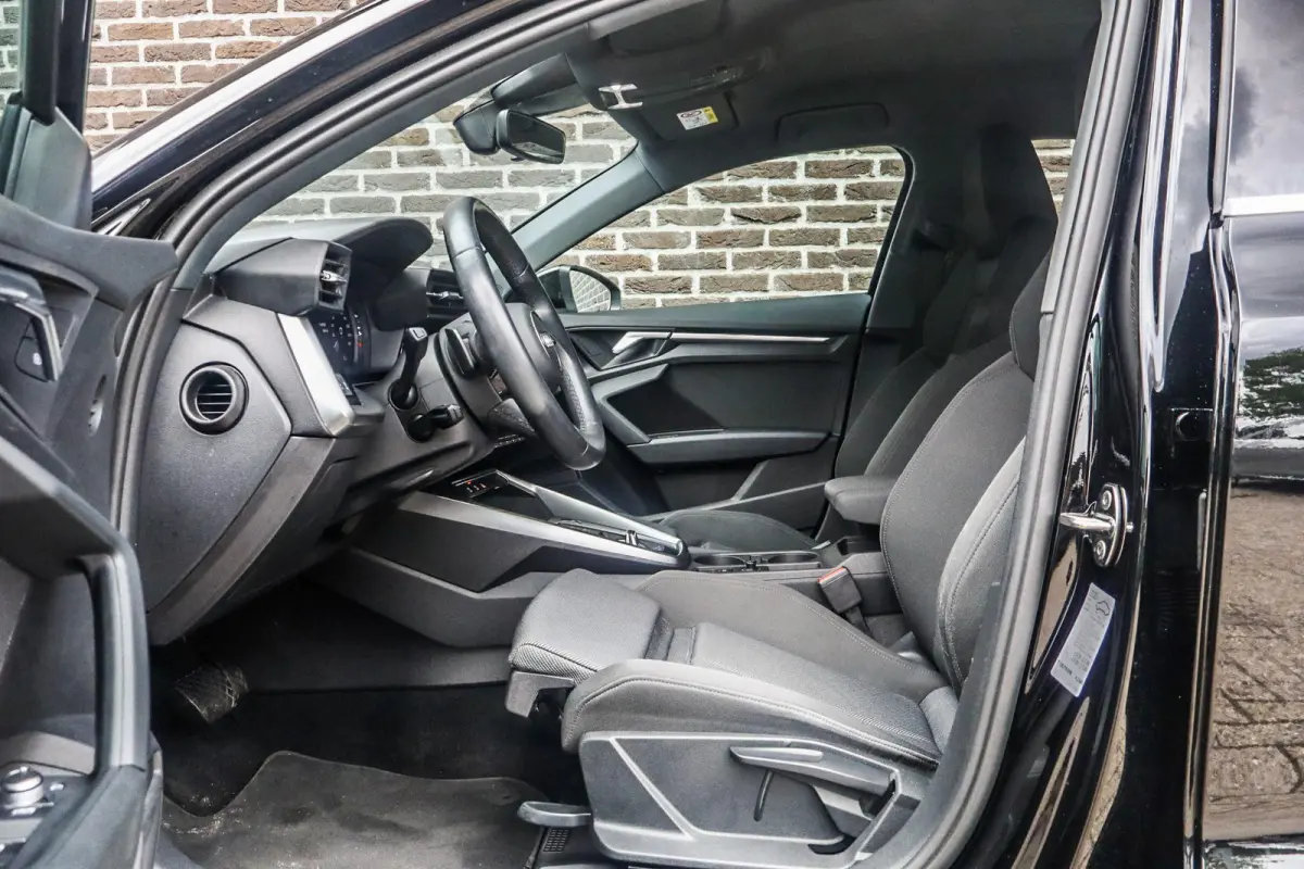 30 TFSI 110pk S-tronic Advanced Edition | Sportstoelen | Full LED | Cruise Control | Smartphone Interface | Achteruitrijcamera
