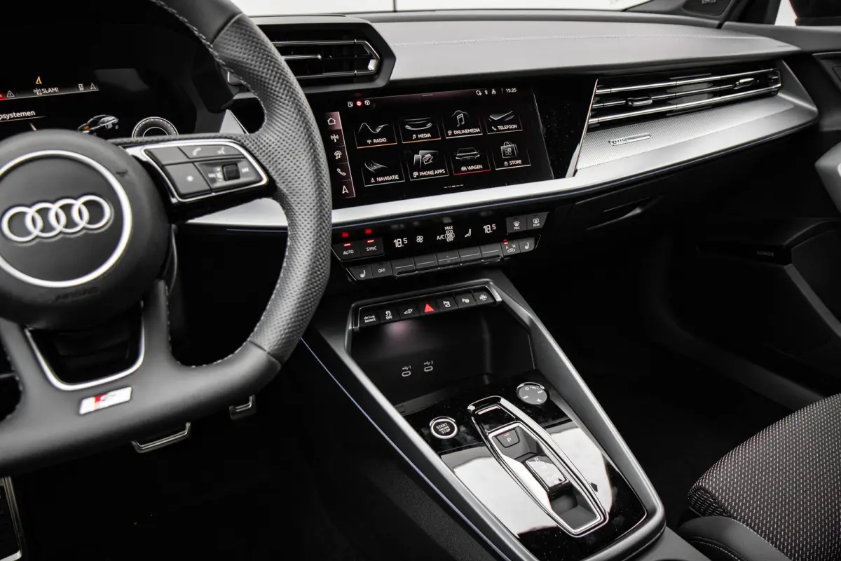 40 TFSI e 204pk S edition | Sonos Premium 3D | Assistentie Pakket Driving + Parking