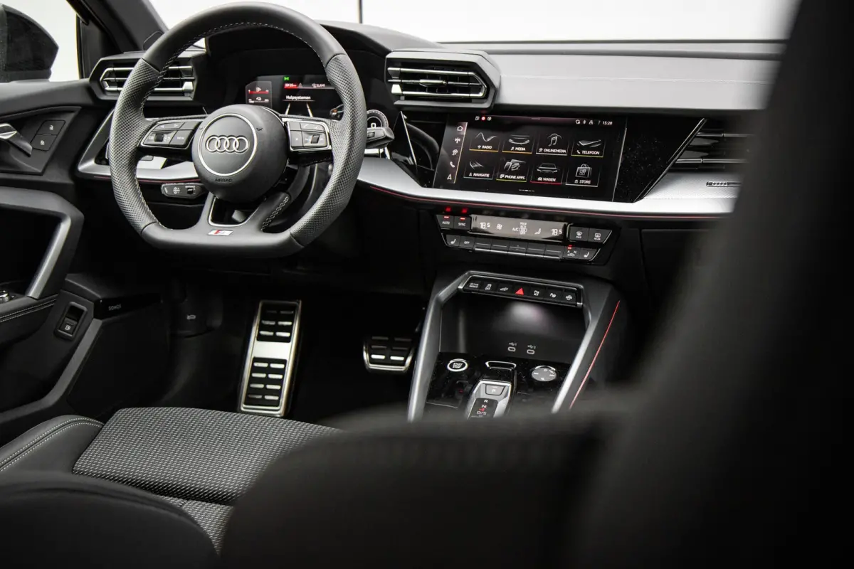 40 TFSI e 204pk S edition | Sonos Premium 3D | Assistentie Pakket Driving + Parking