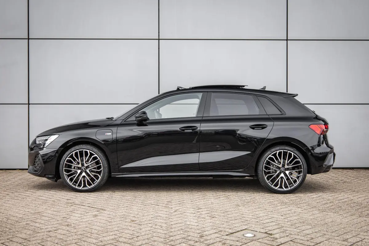 40 TFSI e 204pk S edition | Sonos Premium 3D | Assistentie Pakket Driving + Parking