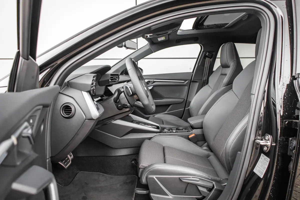40 TFSI e 204pk S edition | Sonos Premium 3D | Assistentie Pakket Driving + Parking