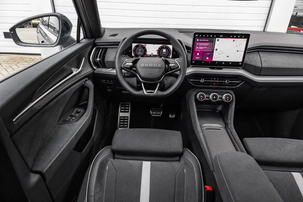 1.5 TSI 204pk PHEV Sportline Business | Winter Pakket | Trekhaak Wegklapbaar