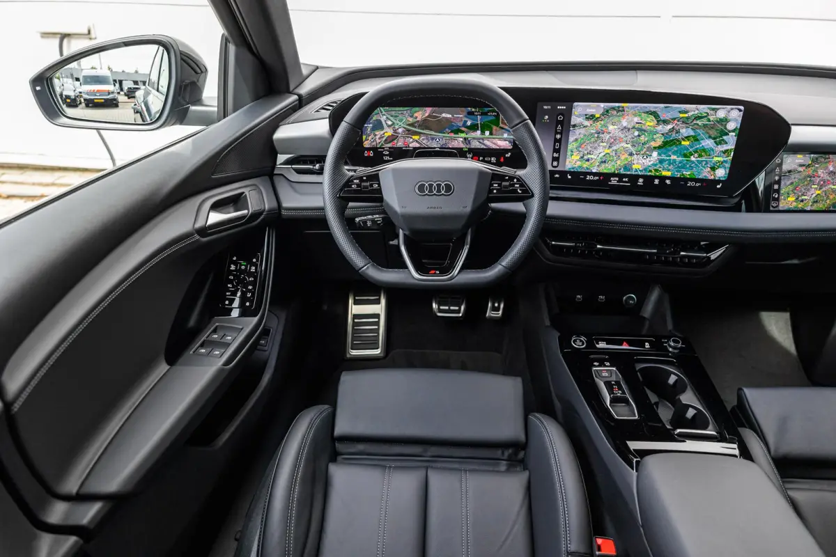 306pk S edition Performance 100 kWh | Panoramadak | Trekhaak Wegklapbaar