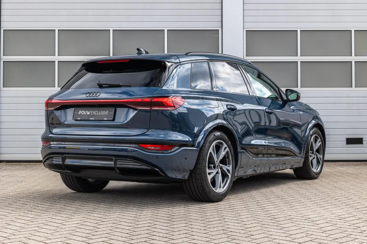 306pk S Edition Performance 100 kWh | Trekhaak Pakket | Panoramadak