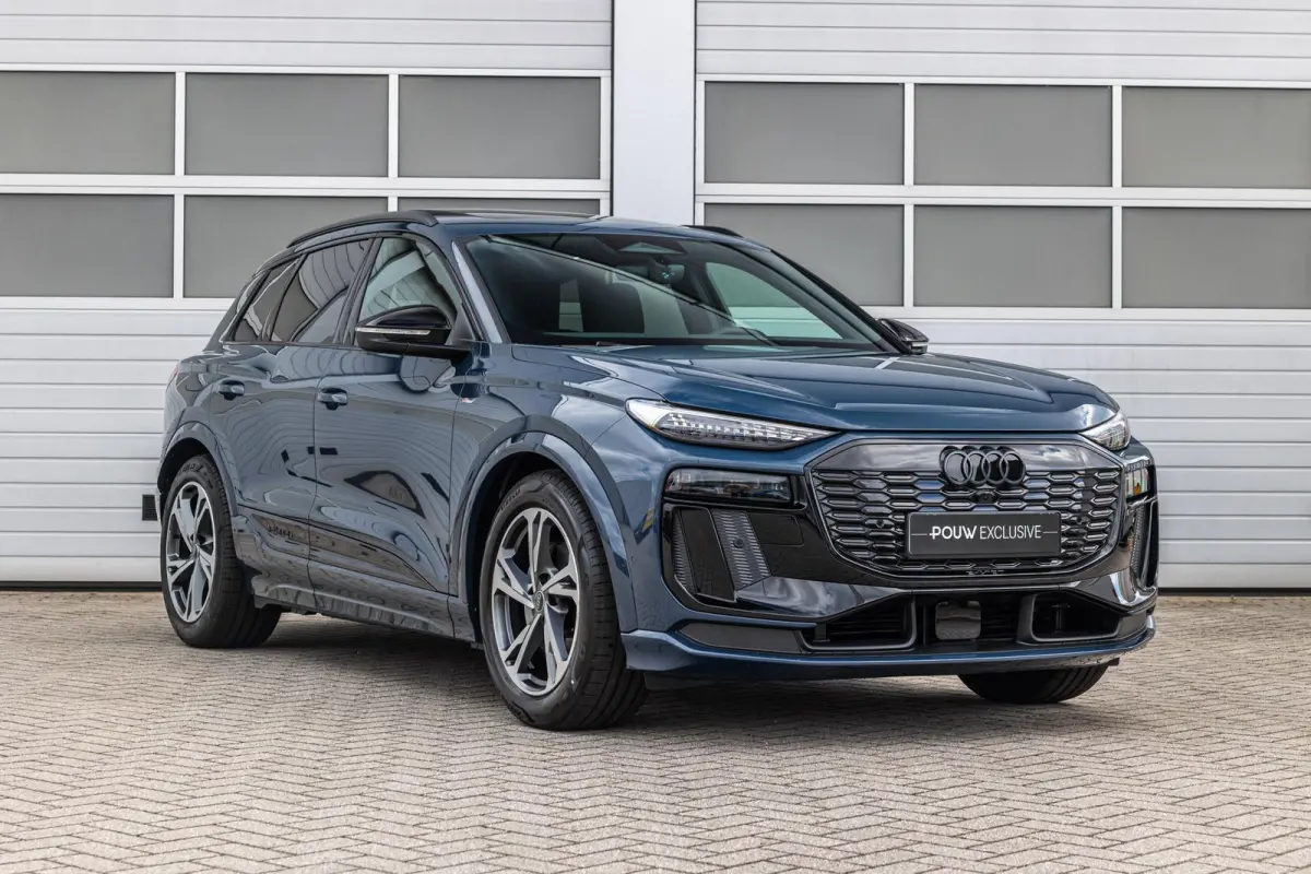 306pk S Edition Performance 100 kWh | Trekhaak Pakket | Panoramadak
