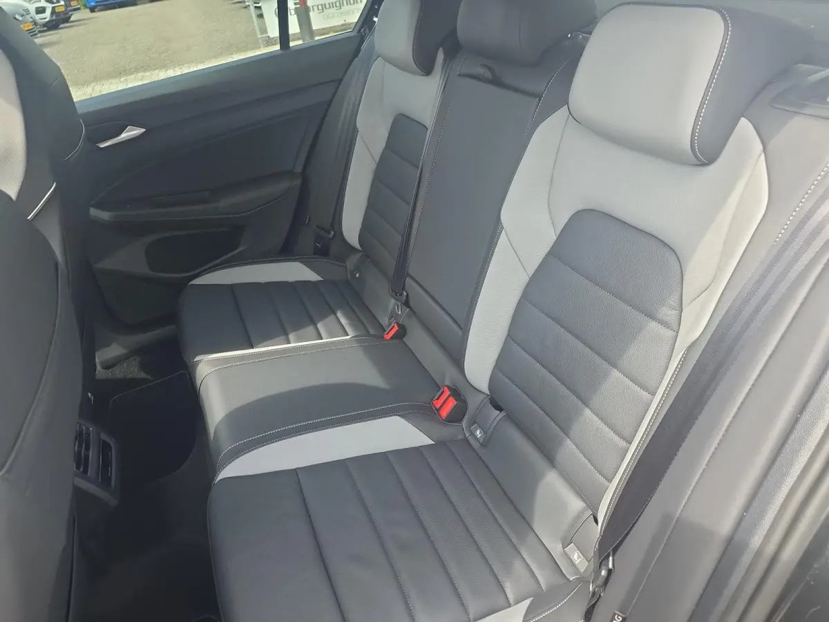 1.5 eHybrid GTE | Trekhaak | Pano Dak | Leder | HUD | PHEV | 272Pk |