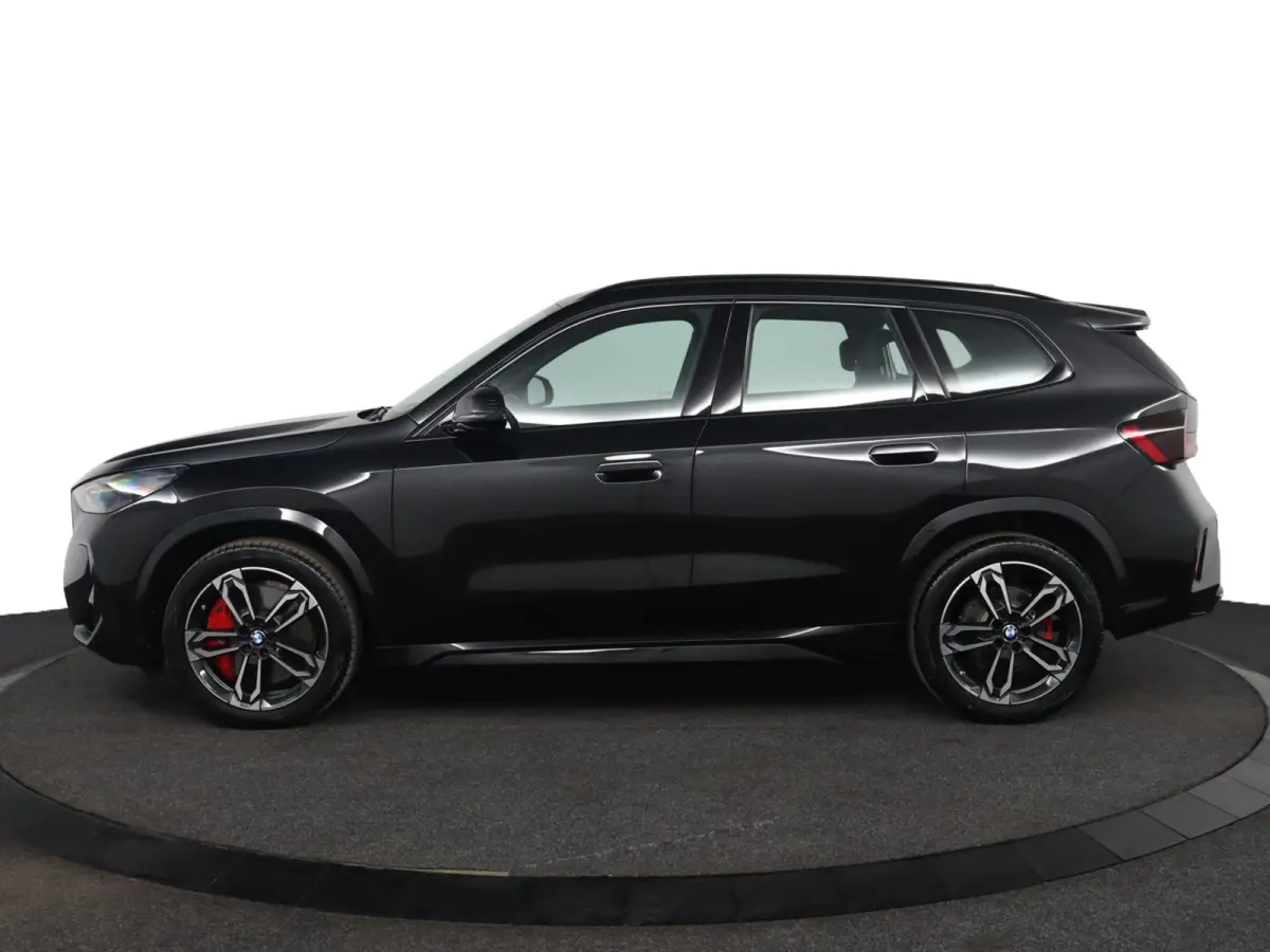 sDrive18i M sport Pro| Panoramadak | 19inch velgen | Stoelverwarming
