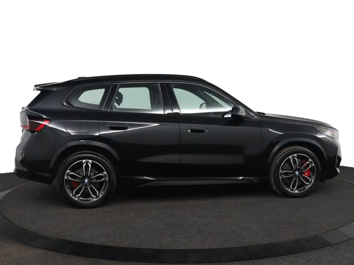 sDrive18i M sport Pro| Panoramadak | 19inch velgen | Stoelverwarming