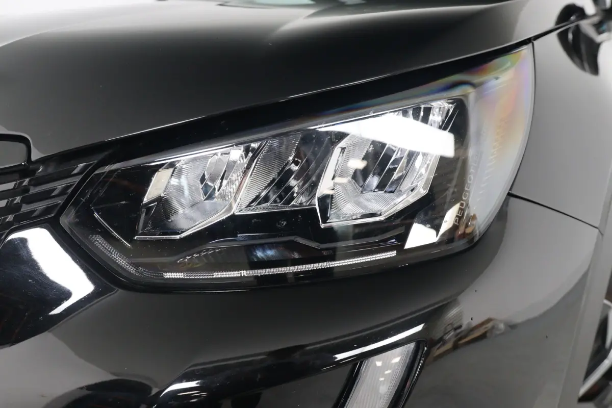 EV Allure 50 kWh | Dealer Onderhouden! | SOH 99% | 1e Eigenaar! | Navi By App | Clima | Cruise Control | Parkeersensoren | DAB | LED | Lichtmetalen Velgen