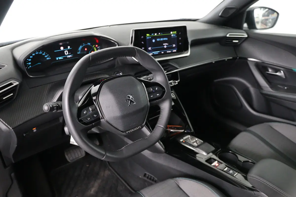 EV Allure 50 kWh | Dealer Onderhouden! | SOH 99% | 1e Eigenaar! | Navi By App | Clima | Cruise Control | Parkeersensoren | DAB | LED | Lichtmetalen Velgen