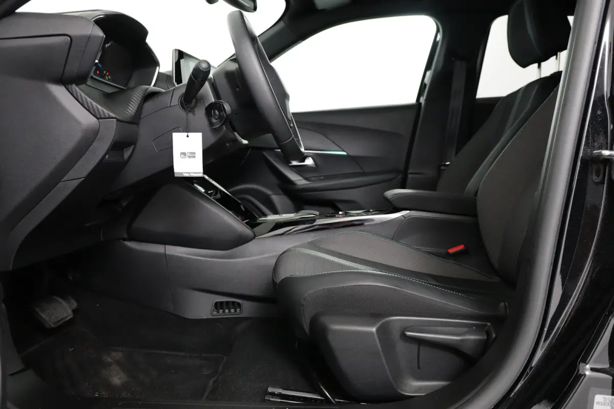 EV Allure 50 kWh | Dealer Onderhouden! | SOH 99% | 1e Eigenaar! | Navi By App | Clima | Cruise Control | Parkeersensoren | DAB | LED | Lichtmetalen Velgen