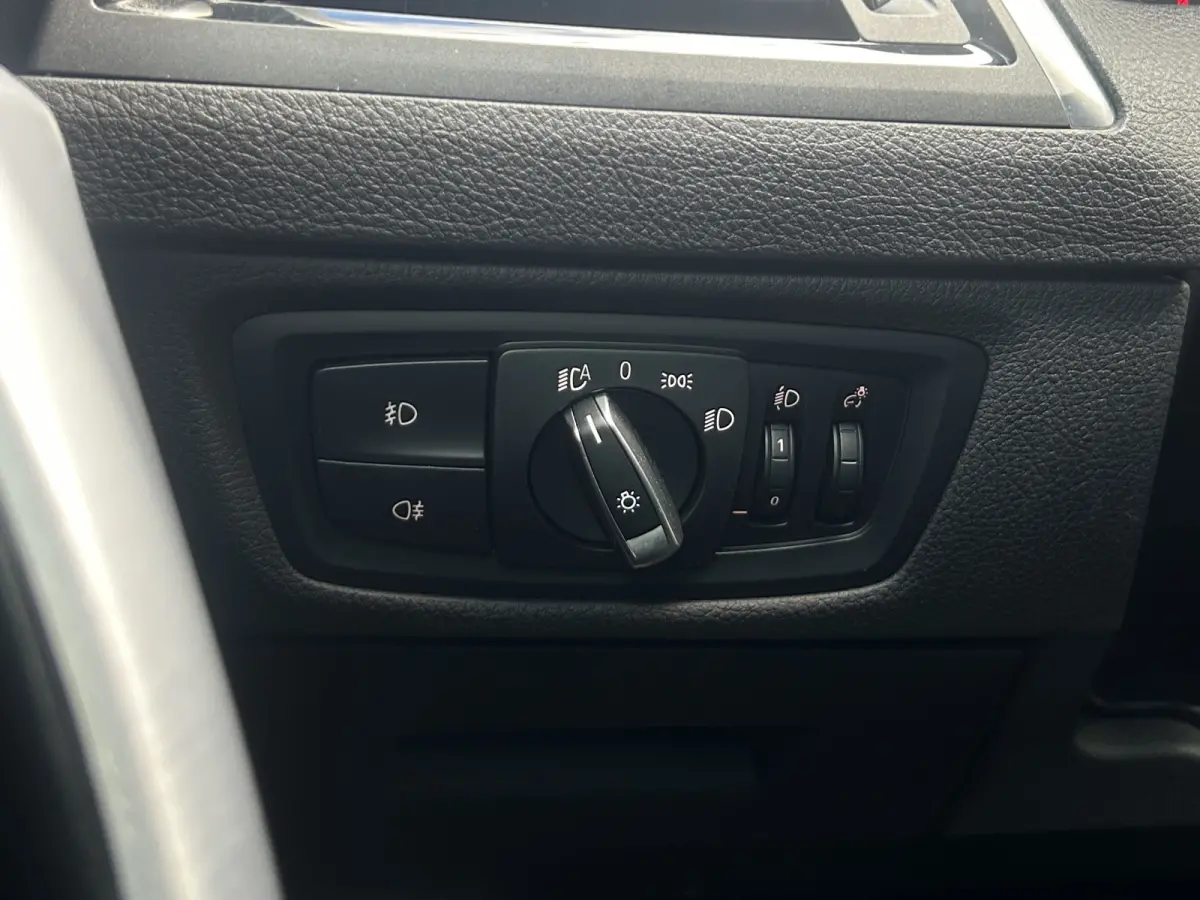 M-Sport 184pk | Stoelverwarming | Leder | Dealer OH | Cruise Control | Climate Control |